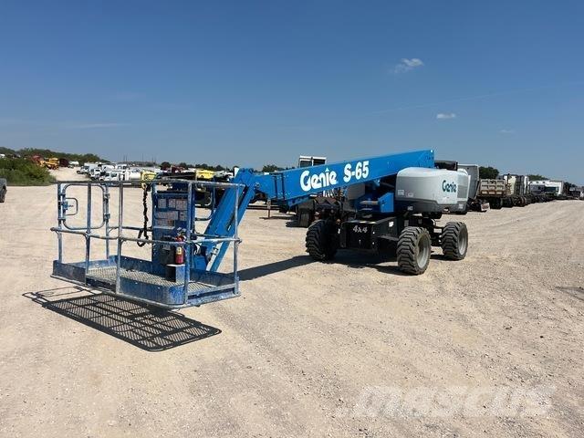Genie S-65 Teleszkópos emelők