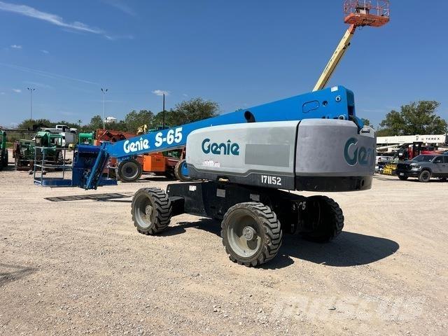 Genie S-65 Teleszkópos emelők