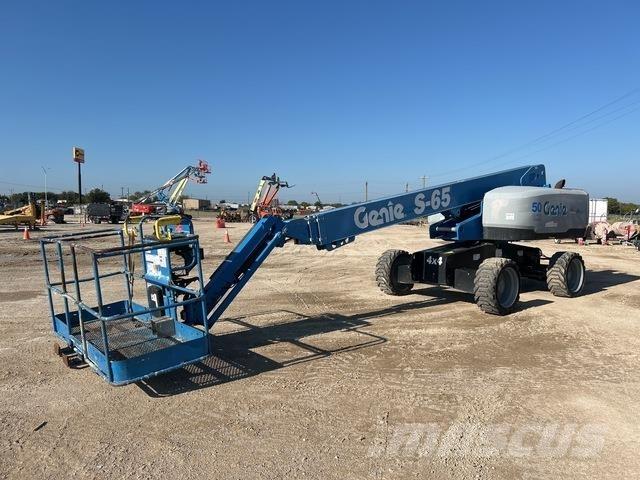 Genie S-65 Teleszkópos emelők