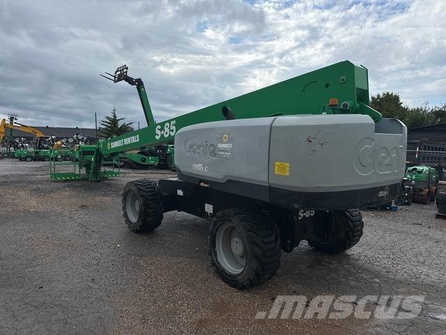 Genie S-85 Teleszkópos emelők