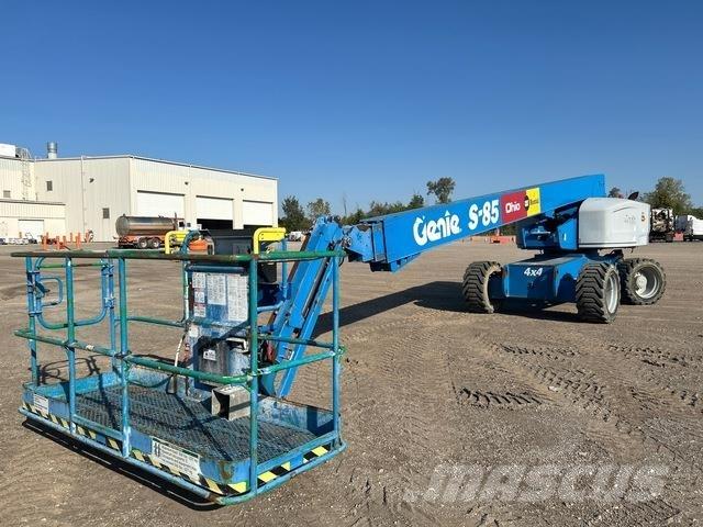 Genie S-85 Teleszkópos emelők
