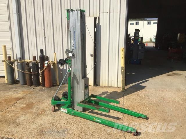 Genie SLC-24 Csörlők, emelőberendezések és anyagmozgató liftek