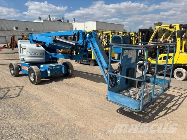 Genie Z-45/25J Karos emelők