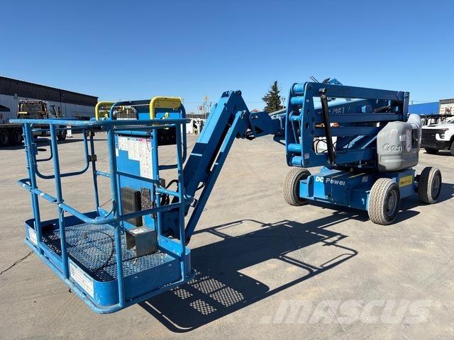 Genie Z-45/25J Karos emelők