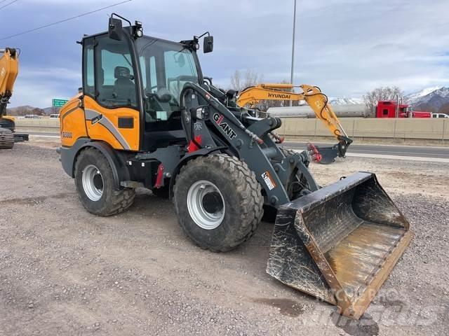 GiANT G5000 Gumikerekes homlokrakodók