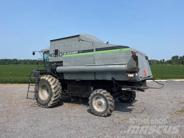 Gleaner R50 Kombájnok