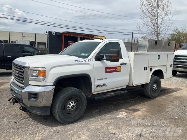 GMC 2500 HD Kis teherszállító/Platós kocsi