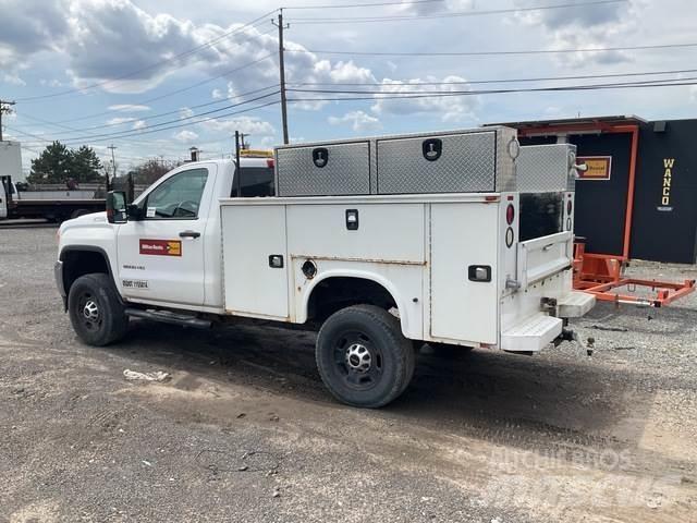 GMC 2500 HD Kis teherszállító/Platós kocsi