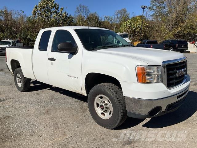 GMC 2500 HD Kis teherszállító/Platós kocsi