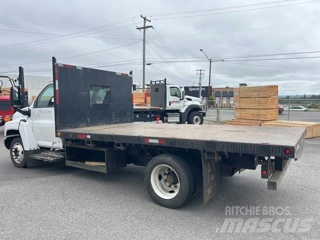 GMC C4500 Platós / Ponyvás teherautók