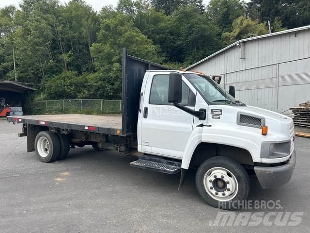 GMC C4500 Platós / Ponyvás teherautók