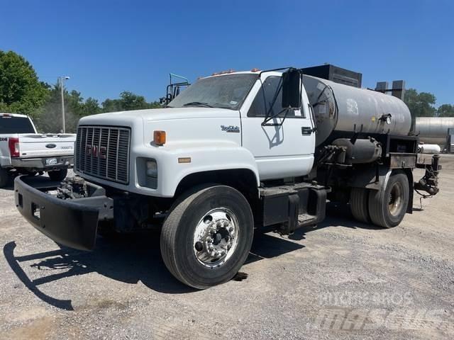 GMC C6500 Betonkeverők/Betonpumpák
