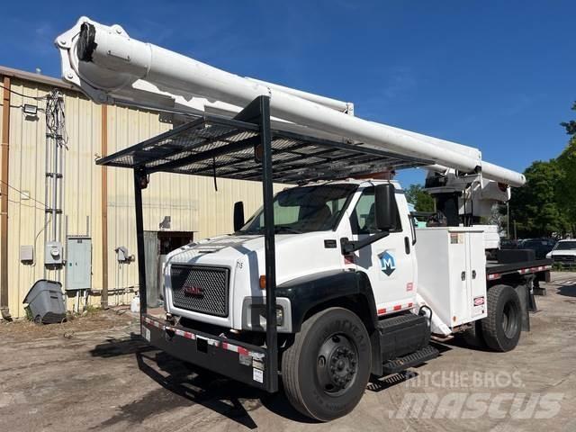 GMC C7500 Teherautóra szerelt emelők és állványok