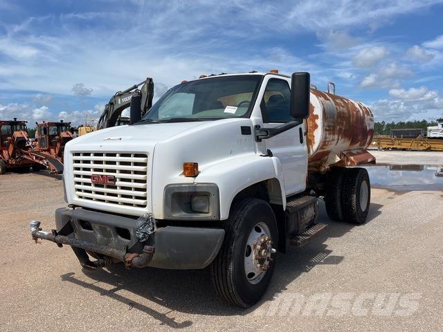 GMC C7500 Vízszállító teherautók