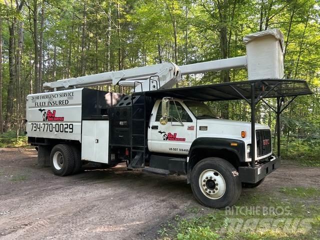 GMC C8500 Teherautóra szerelt emelők és állványok