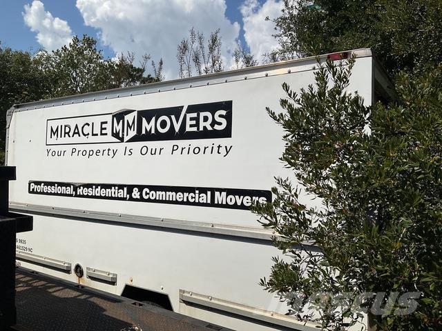 GMC Savana Dobozos teherautók