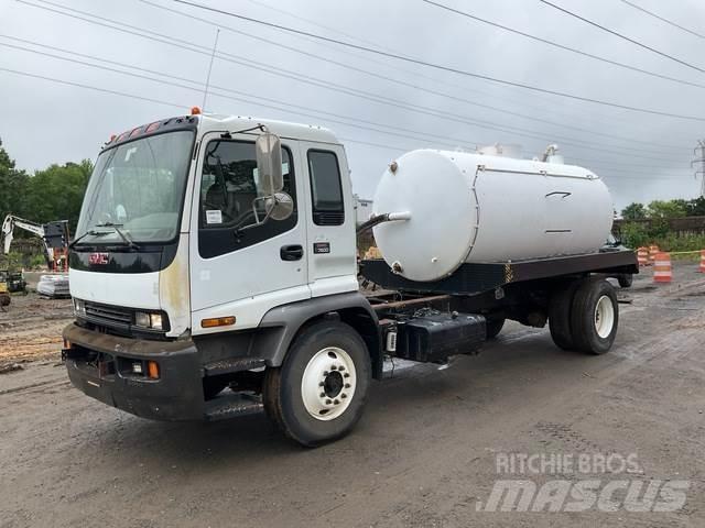 GMC T7500 Vízszállító teherautók
