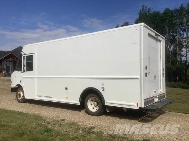 GMC Workhorse Dobozos