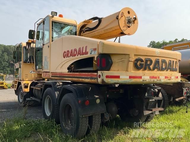 Gradall XL4100 Gumikerekes kotrók