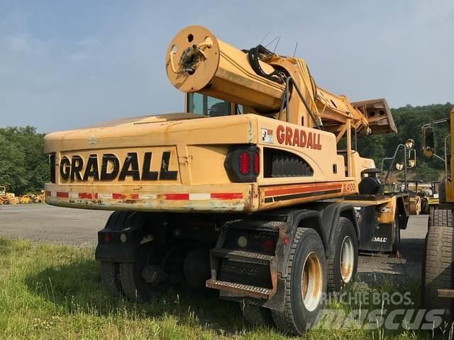 Gradall XL4100 Gumikerekes kotrók