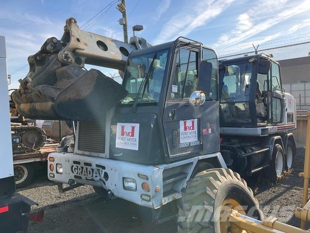 Gradall XL4100 Gumikerekes kotrók