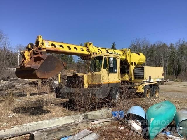 Gradall XL5100 Gumikerekes kotrók