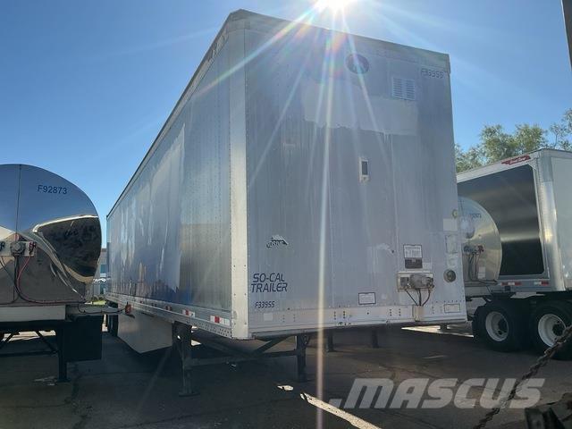 Great Dane  Dobozos pótkocsik