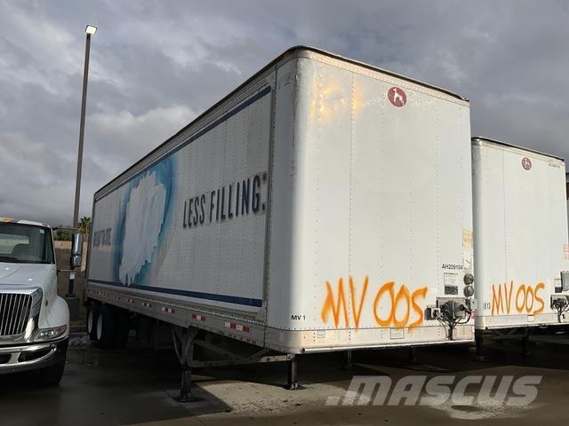 Great Dane  Dobozos pótkocsik