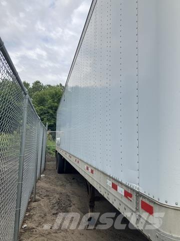 Great Dane  Dobozos pótkocsik