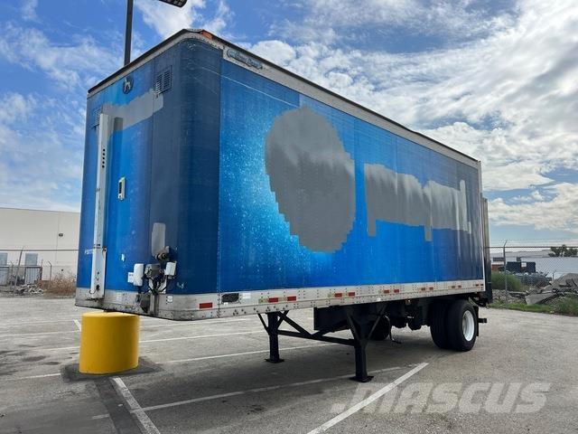 Great Dane  Dobozos pótkocsik