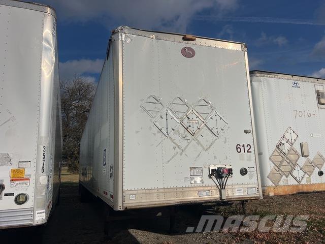 Great Dane  Dobozos pótkocsik