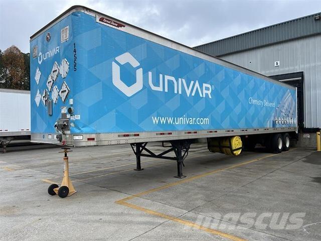 Great Dane  Dobozos pótkocsik