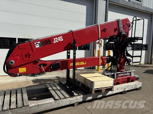 Hiab J24S 85 Mobil daruk