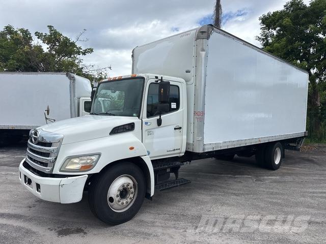 Hino  Dobozos teherautók