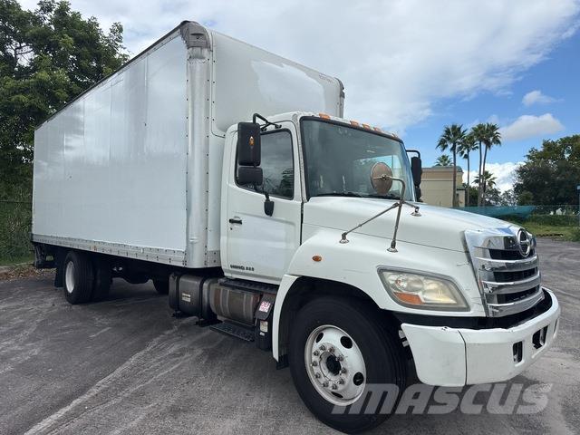 Hino  Dobozos teherautók