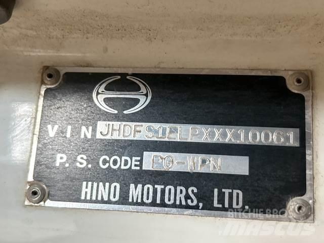 Hino 1ELPG-WPN Nyergesvontatók