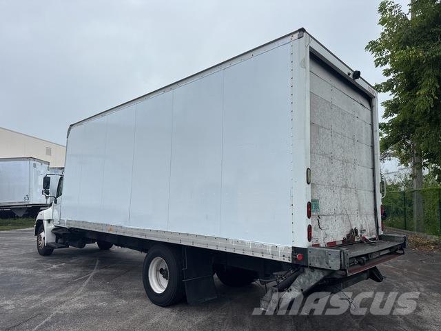 Hino 238 Dobozos teherautók