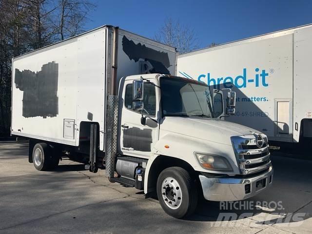 Hino 258 Dobozos teherautók