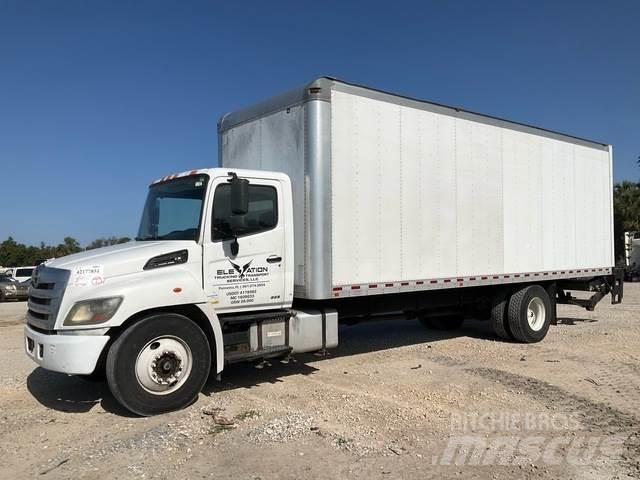 Hino 268 Dobozos teherautók