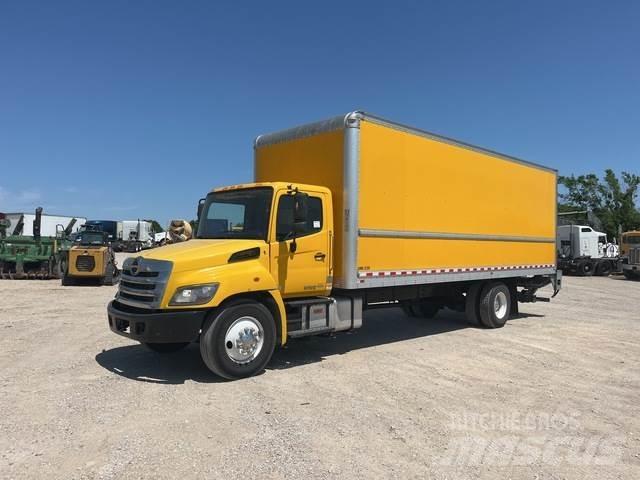 Hino 268 Dobozos teherautók