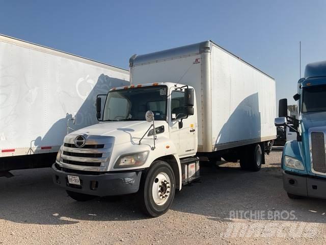 Hino 268 Dobozos teherautók