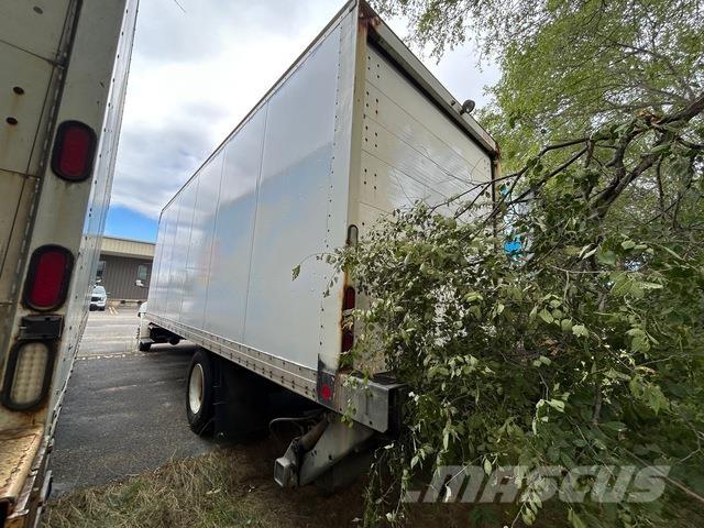Hino 268 Dobozos teherautók