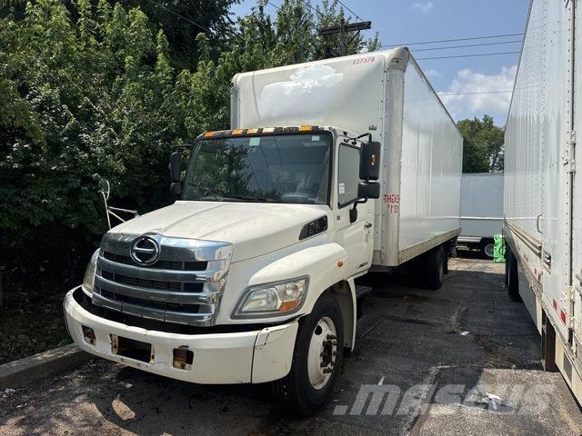 Hino 268 Dobozos teherautók