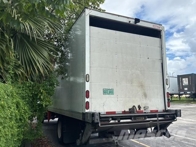 Hino 268 Dobozos teherautók