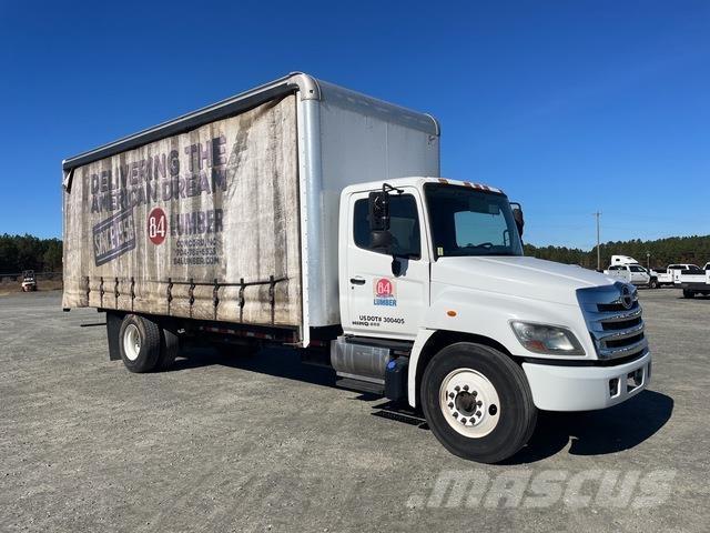 Hino 268 Elhúzható ponyvás