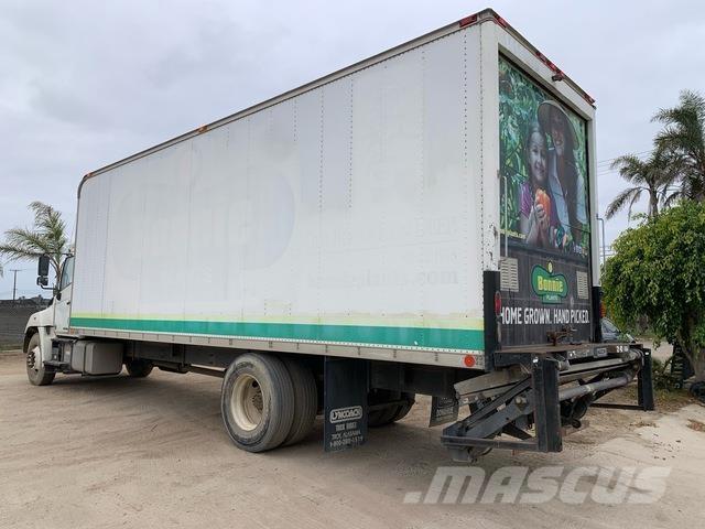 Hino 268 Dobozos teherautók