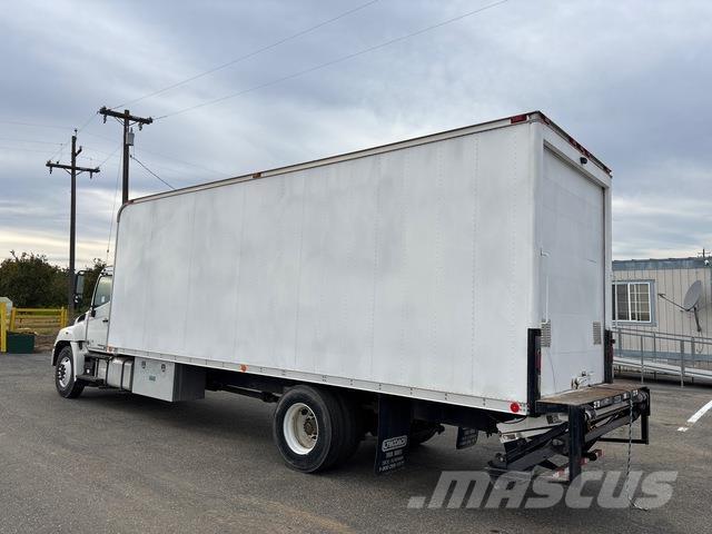 Hino 268 Dobozos teherautók