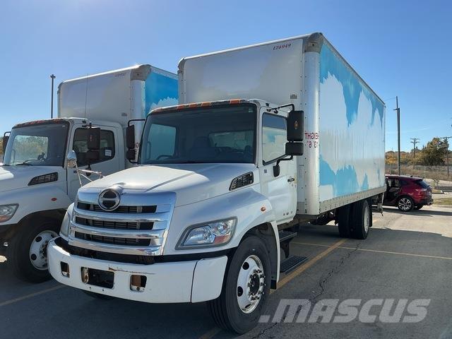 Hino 268 Dobozos teherautók