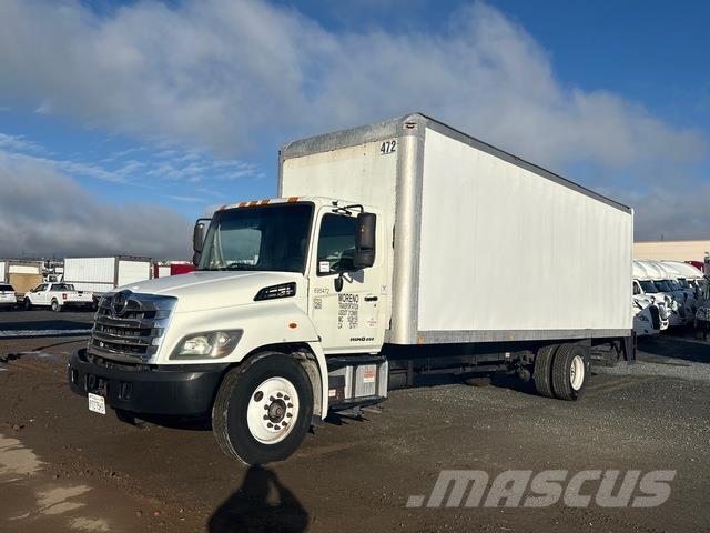 Hino 268 Dobozos teherautók