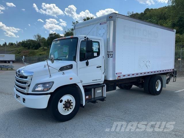 Hino 338 Dobozos teherautók